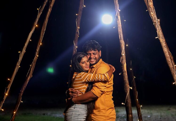 Candid Wedding Photographers in Chennai, Outdoor Photography Poses for Couples, Wedding Photography In Chennai