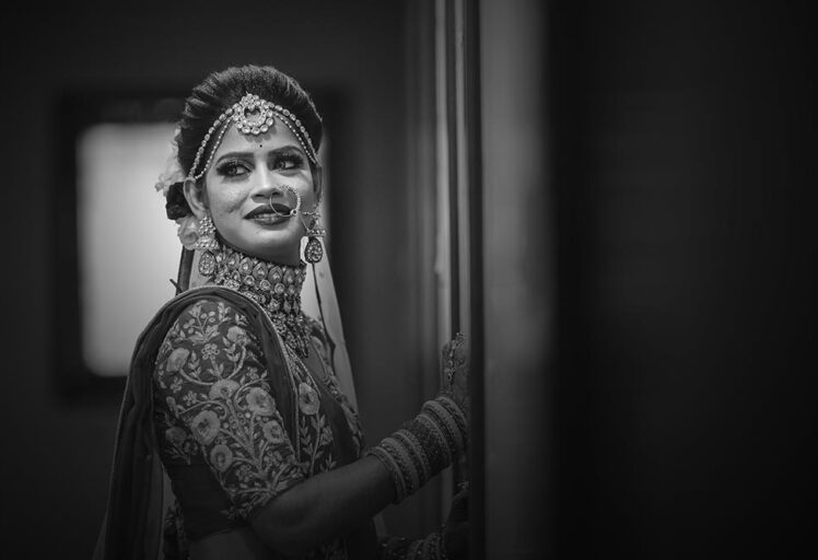 Bride Photoshoot in Chennai, Bride Photoshoot Poses, Popular Bridal Photoshoot Poses Ideas,