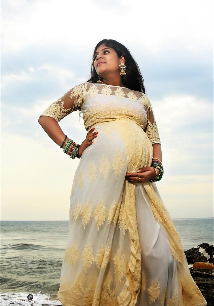 Maternity Photo Shoot Chennai, Pregnancy Photography in Chennai, Maternity Photoshoot Near Me
