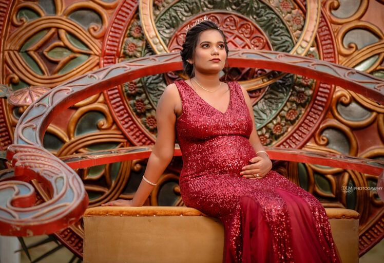 Best Maternity Photographer in Chennai, Maternity Photography Chennai Near Me