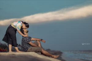 Couple Shoot Photo, Outdoor Couple Photoshoot Poses, outdoor couple photography poses, Best poses for couples