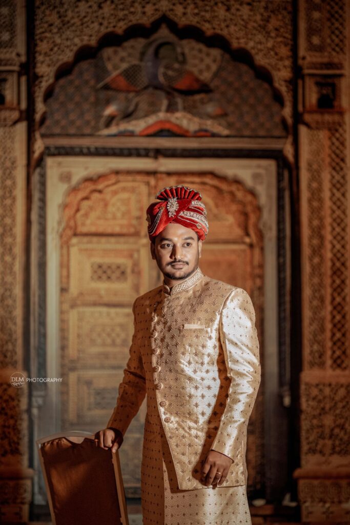 Groom poses, Groom photoshoot, Wedding photography poses