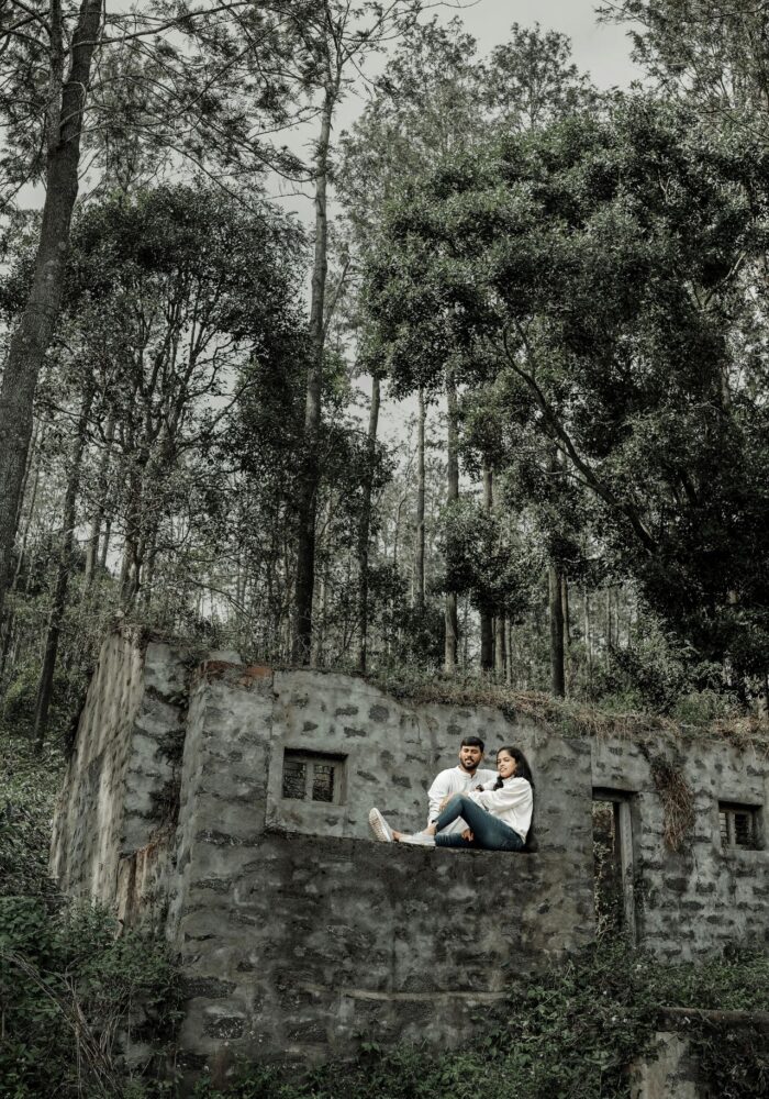 Wedding Outdoor Photoshoot Poses