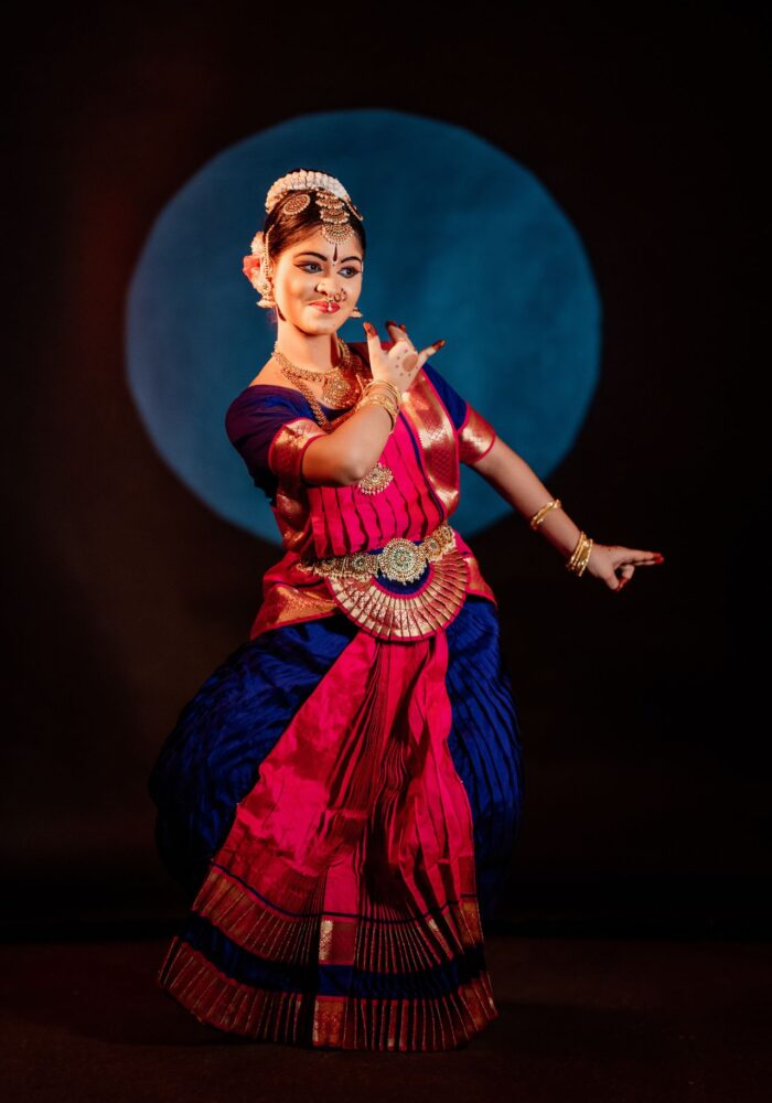 Bharatanatyam Images, Bharatanatyam Photo, Bharatanatyam Dance Images, Bharatanatyam Dance Pictures, Bharatanatyam Dance Photos, Picture of Bharatanatyam