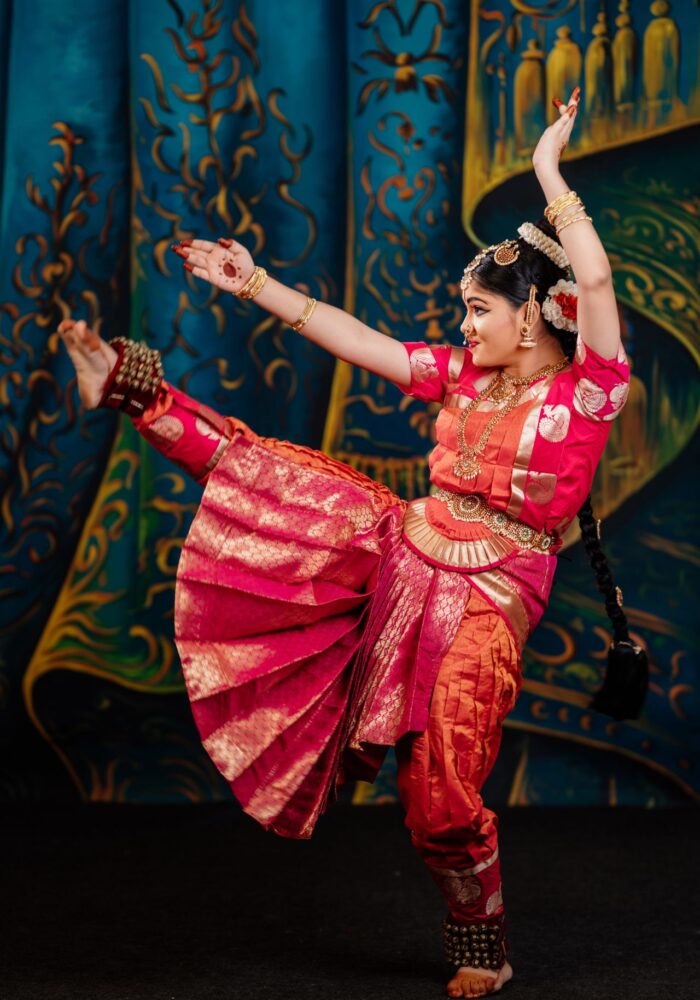 Bharatanatyam Images, Bharatanatyam Photo, Bharatanatyam Dance Images, Bharatanatyam Dance Pictures, Bharatanatyam Dance Photos, Picture of Bharatanatyam
