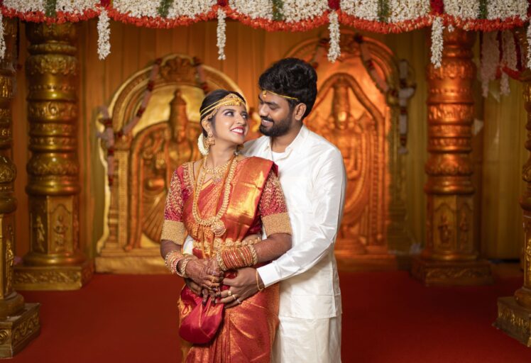 Indian Wedding Couple Portrait Images