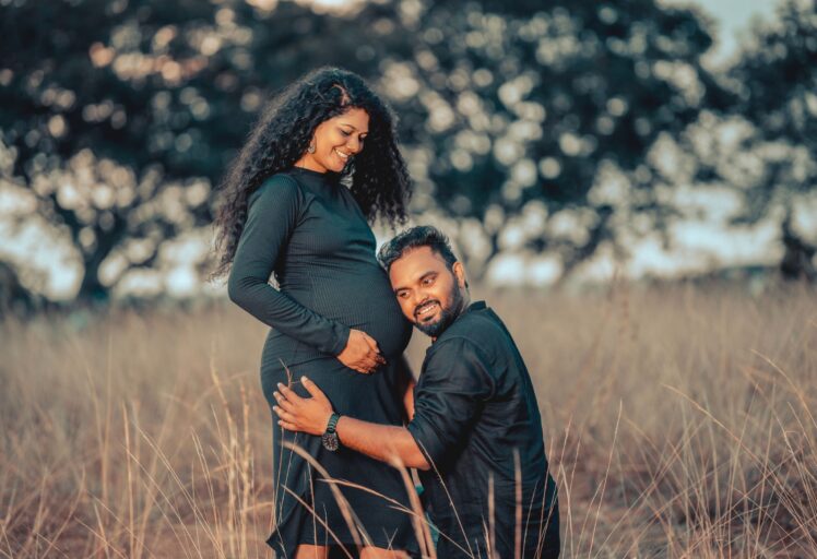 Chennai Maternity Photographers, Pregnancy Photoshoot Pose