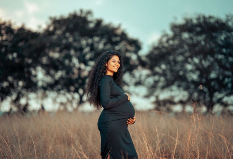 Pregnancy Photoshoot Ideas, Maternity Shoot Ideas, Maternity Photoshoot Near me