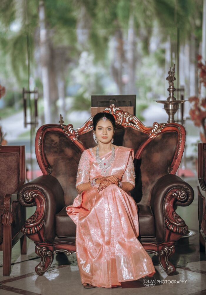 Candid Wedding Photography in Chennai, Wedding Photography Bride Poses Indian