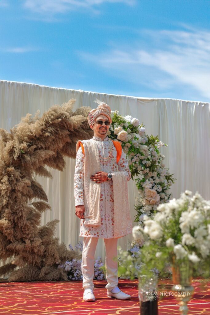 Indian groom poses Photography, Best Wedding Photographers in Chennai