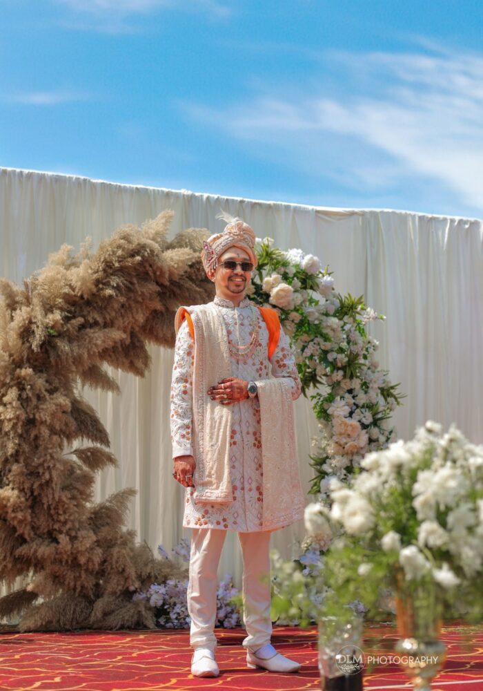 Indian groom poses Photography, Best Wedding Photographers in Chennai