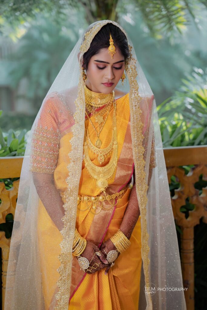 Muslim Bride Photoshoot, Muslim Wedding Photography Poses