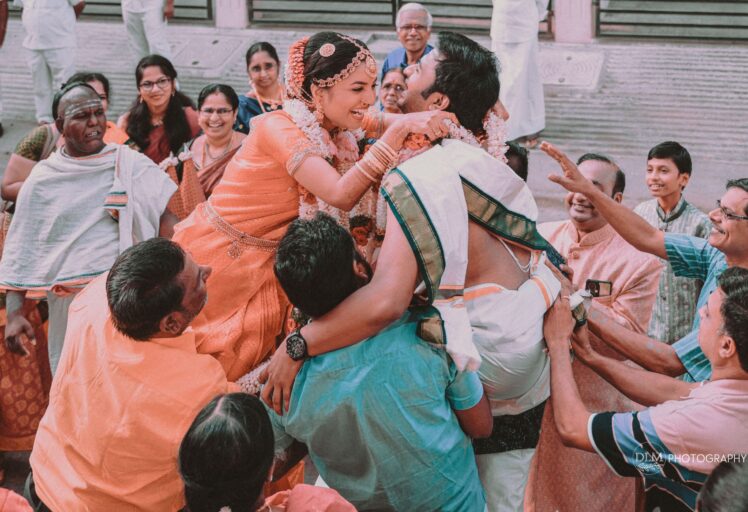 Professional Photographers in Chennai, Candid Wedding Photography Near Me