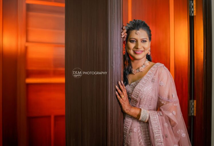 Bride wedding candid photography ideas