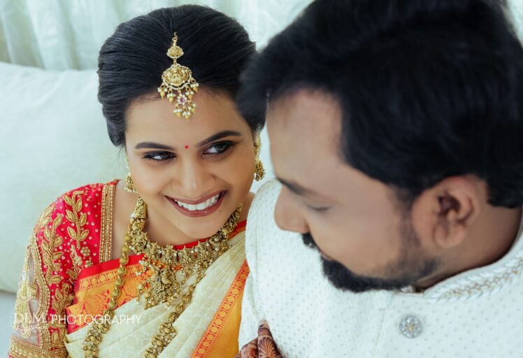 Candid wedding photography poses for couples